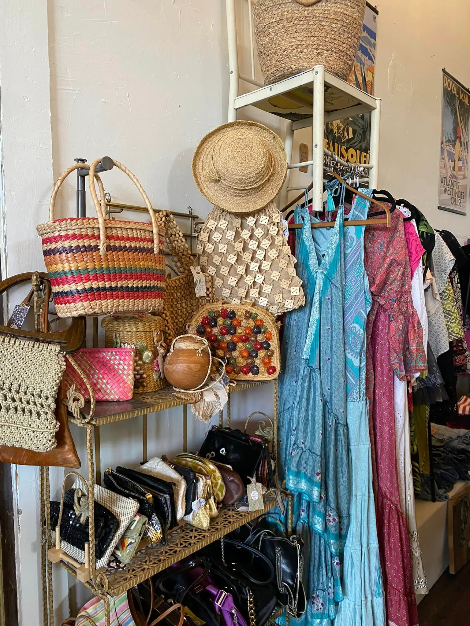Vintage clothing and items in Bradenton Florida